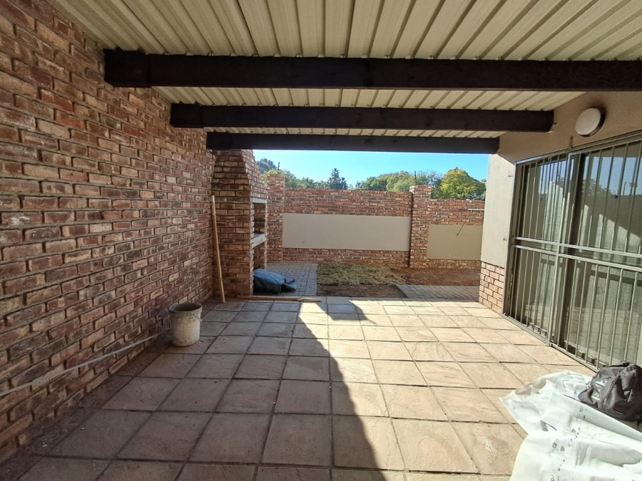 3 Bedroom Property for Sale in Waterval East North West
